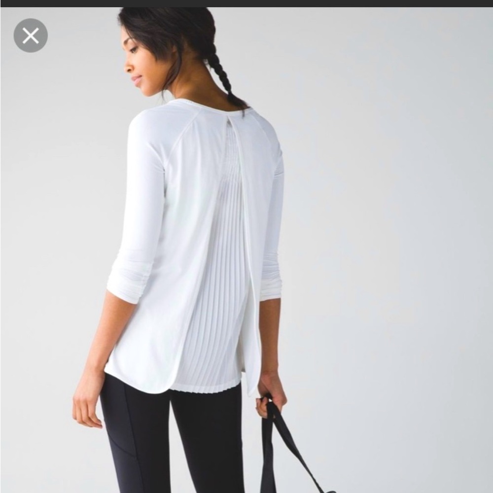 lululemon athletica White Long Sleeve Pleated Back Top